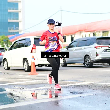 Runner Photo 6016340