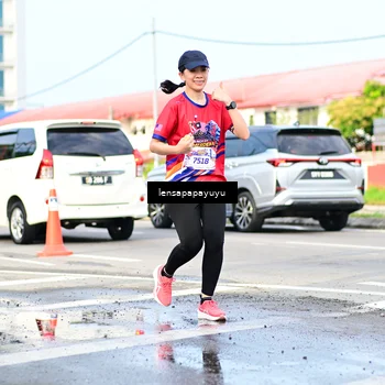 Runner Photo 6016350