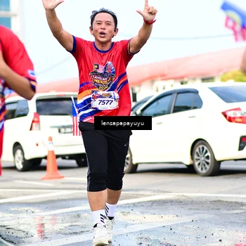 Runner Photo 6016357