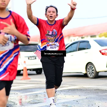 Runner Photo 6016362