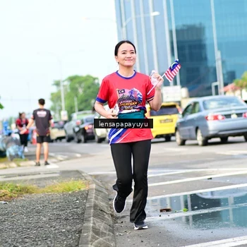 Runner Photo 6016378