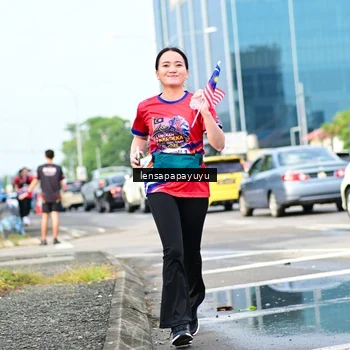 Runner Photo 6016381