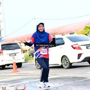 Runner Photo 6016395