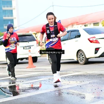 Runner Photo 6016399