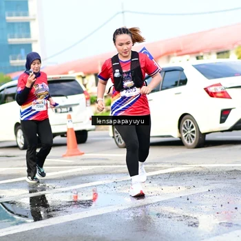 Runner Photo 6016404