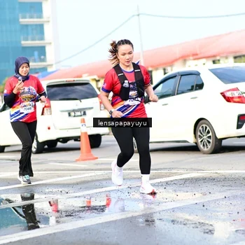 Runner Photo 6016410