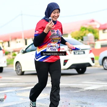 Runner Photo 6016411