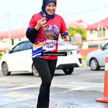 Runner Photo 6016412