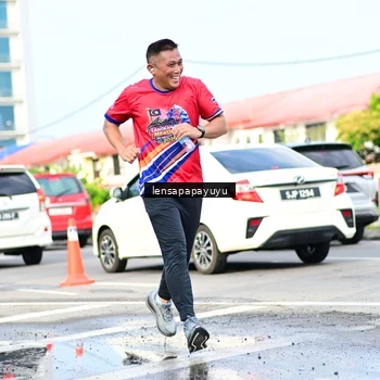Runner Photo 6016417