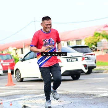 Runner Photo 6016420
