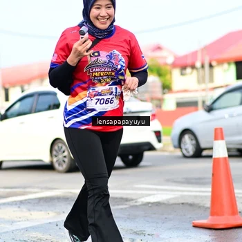 Runner Photo 6016422