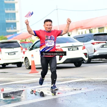 Runner Photo 6016426