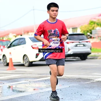 Runner Photo 6016442