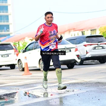 Runner Photo 6016464