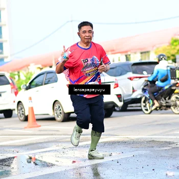 Runner Photo 6016467