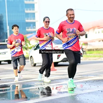 Runner Photo 6016487