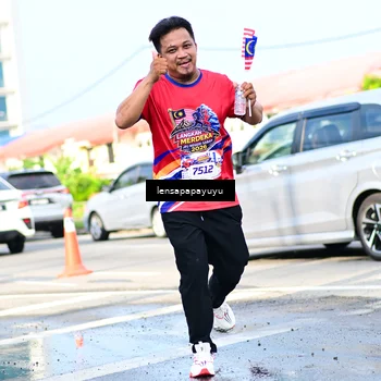 Runner Photo 6016536