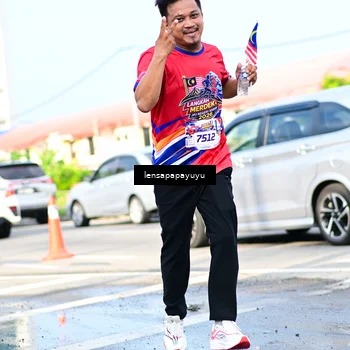 Runner Photo 6016540