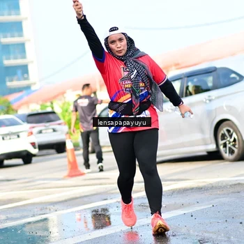 Runner Photo 6016559