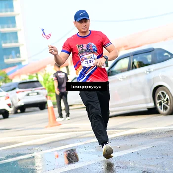 Runner Photo 6016565