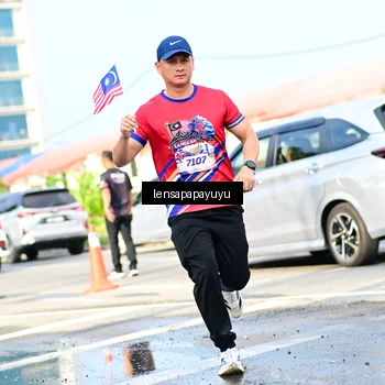 Runner Photo 6016577