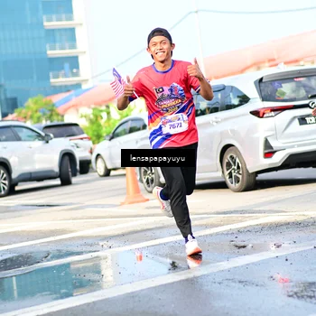 Runner Photo 6016592