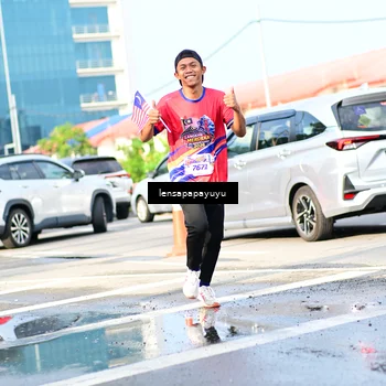 Runner Photo 6016596