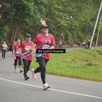 Runner Photo 6016598