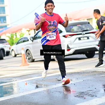 Runner Photo 6016605