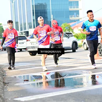 Runner Photo 6016614