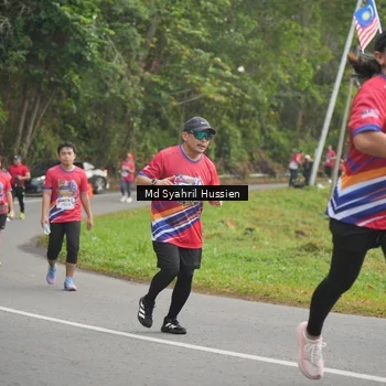 Runner Photo 6016616