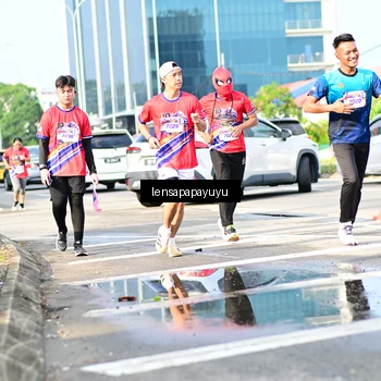 Runner Photo 6016617