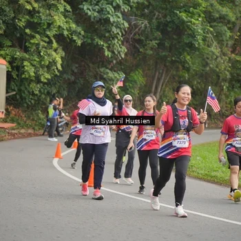 Runner Photo 6016619