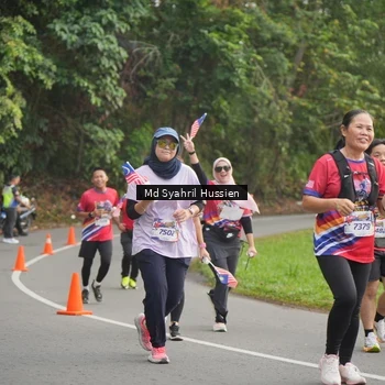 Runner Photo 6016620