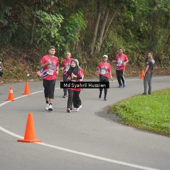 Runner Photo 6016658