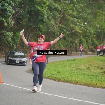 Runner Photo 6016659