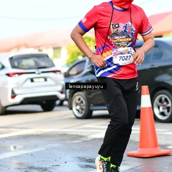 Runner Photo 6016660