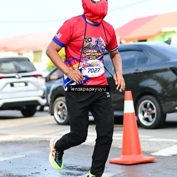 Runner Photo 6016661