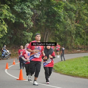 Runner Photo 6016664