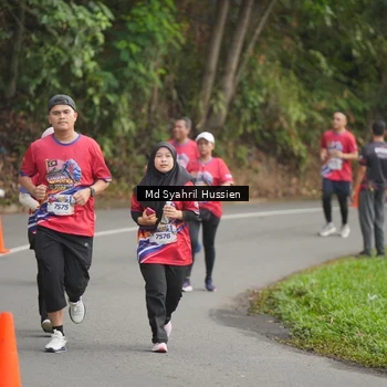 Runner Photo 6016668