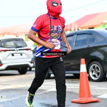 Runner Photo 6016669
