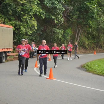 Runner Photo 6016673