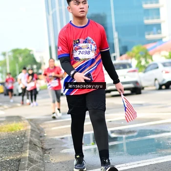 Runner Photo 6016676