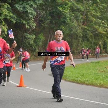 Runner Photo 6016685