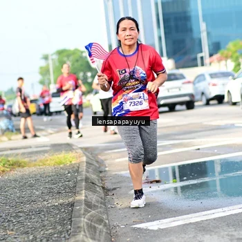 Runner Photo 6016693