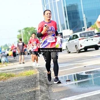 Runner Photo 6016709
