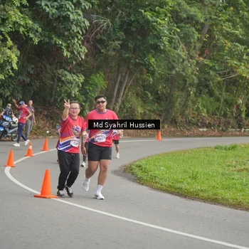 Runner Photo 6016712