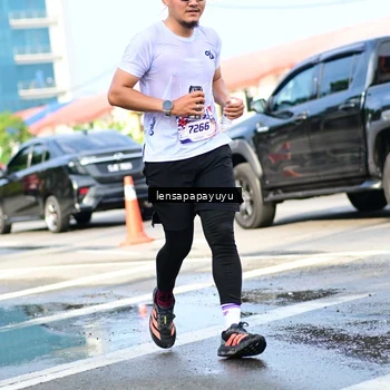 Runner Photo 6016717