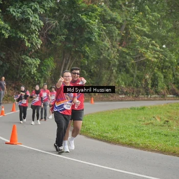 Runner Photo 6016718