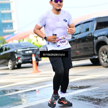 Runner Photo 6016720